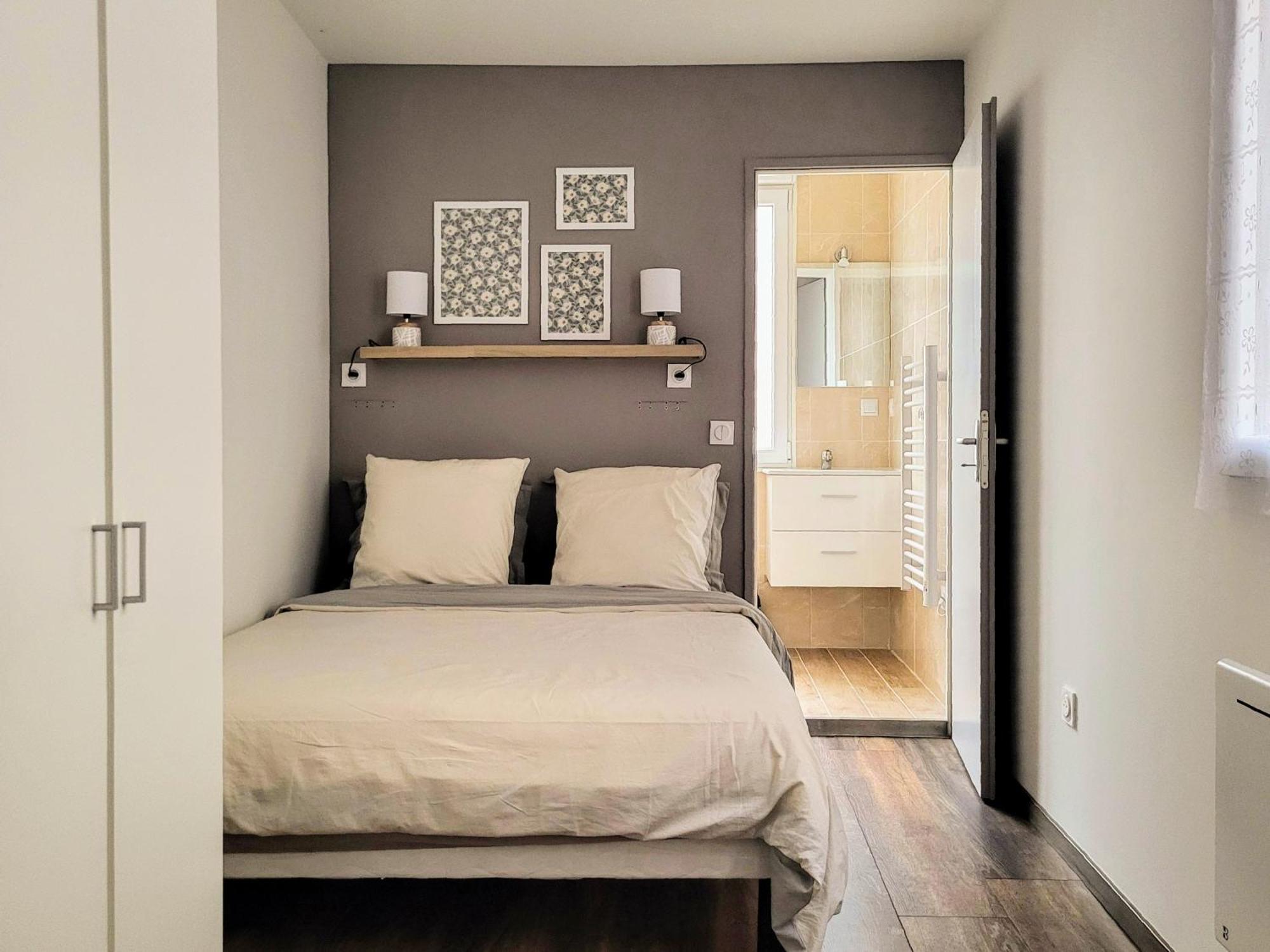 2 Coin Cuisine, Coin Chambre, Salle De Bain Appartement